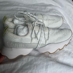 Sorel Sneakers size US 6.5